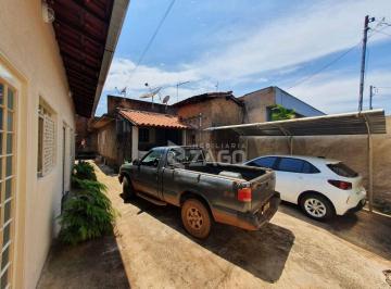 df9fb4bae2a45ac1052aa9313e61377f88d12b5a · Casa com 3 dormitórios à venda, 108 m² por R$ 350.000,00 - Jardim São Bento - Uberaba/MG