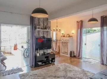 Casa · 207m² · 3 Quartos · 2 Vagas · Casa em Olímpico