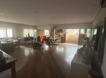 Apartamento · 214m² · 4 Quartos · 4 Vagas · Apartamento em Barcelona