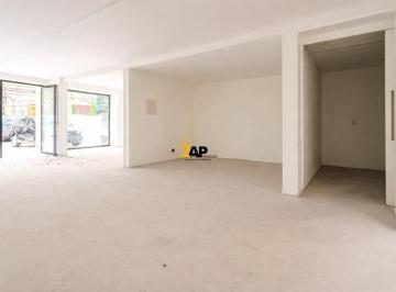 Comercial · 200m² · 3 Vagas · Ponto Comercial à Venda em São Paulo-SP, Jardim América 3 Banheiros, 3 Vagas, 200m² de Área