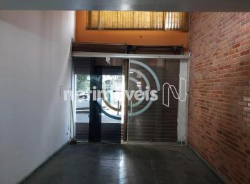 Comercial · 135m² · Loja com 135m²; de área total no Dona Clara