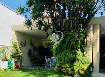 Casa · 260m² · 3 Quartos · 3 Vagas · Casa à venda, 260m 3 dormitórios 2 banheiros 3 vagas, jardim, terraço e quintal, espaço para constru