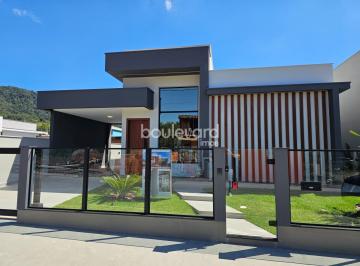 Casa · 108m² · 3 Quartos · 2 Vagas · Casa de 3 dormitórios | 1 Suíte | Forquilhas