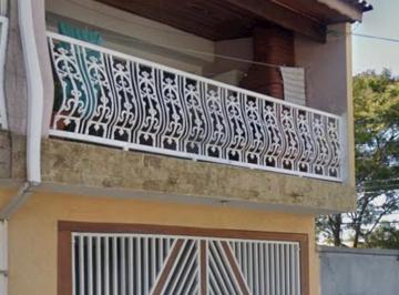 Casa de 4 quartos, Barueri · Sobrado bem localizado: praticidade e valorização!