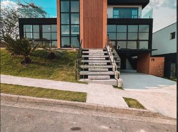 Casa · 427m² · 3 Quartos · 2 Vagas · Casa Residencial Verana 3 suítes