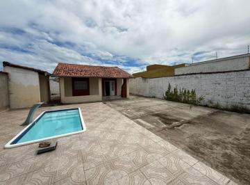 Casa de 2 quartos, Itanhaém · Casa para Venda, Itanhaém / SP. Possui 02 dormitórios e piscina.
