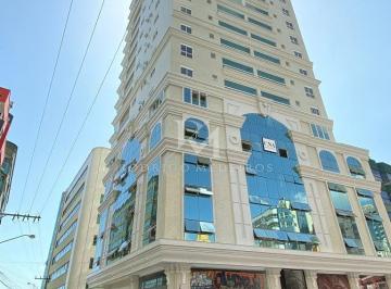 _shared_image_1-17713343470412.jpg · Apartamento mobiliado com 4 suítes na Meia Praia