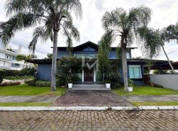 b2a9d141-cf2a-4421-9830-23ebc543e38b-17727235907478.jpg · Casa 3 suítes à venda em Florianópolis com 237m²