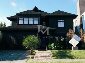 4af81815-6fae-4589-9a82-7d5e9c78124b-17728182761453.jpg · Casa com 4 dormitórios à venda em Jurerê Internacional, Florianópolis