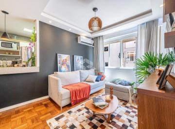 Apartamento · 87m² · 3 Quartos · 1 Vaga · Apartamento reformado de 3 dormitórios com 87 m² e vaga no bairro Auxiliadora