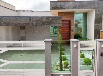 Casa de 3 quartos, Gama · Casa ponte alta norte, 3 suítes, churrasqueira, sauna, piscina, melhor localização