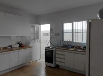 Apartamento de 3 quartos, São José dos Campos · Casa/Térrea - Residencial - No bairro Jardim das Indústrias