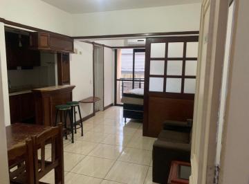 Apartamento de 1 quarto, São Paulo · Venda de flat com 29 m² e 1 vaga de garagem no centro de São Paulo, comércio próximo