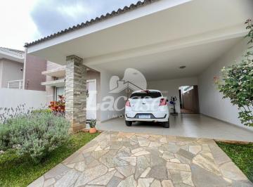 Foto 01 · Encante-se com esta casa cheia de charme!