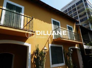 Casa · 580m² · 6 Quartos · 2 Vagas · Casa estilo colonial em rua silênciosa mais desejada da Gávea!