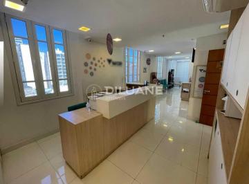 Comercial · 96m² · Sala :  / Comercial / Catete
