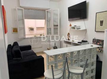 Apartamento · 37m² · 1 Quarto · Apartamento : / Residencial / Centro