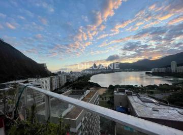 Apartamento · 200m² · 3 Quartos · 3 Vagas · Cobertura : Duplex / Residencial / Copacabana