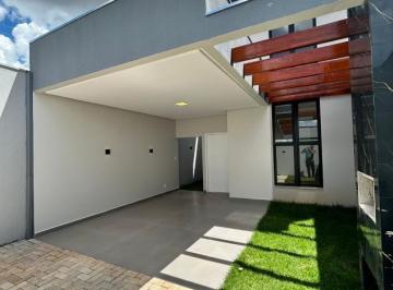 Casa · 105m² · 3 Quartos · 2 Vagas · Casa 3 Quartos, sendo 1 suíte localizada no bairro Cerejeiras Anápolis -GO