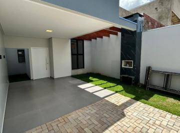 Casa · 105m² · 3 Quartos · 2 Vagas · Casa 3 Quartos, sendo 1 suíte localizada no bairro Cerejeiras Anápolis -GO
