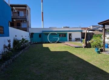 Casa · 328m² · 2 Quartos · VENDA | IMÓVEL COMERCIAL E RESIDENCIAL NO CENTRO DE Praia de Leste – 720m² DE TERRENO
