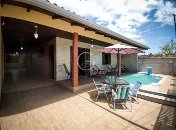 Casa · 222m² · 6 Quartos · 4 Vagas · IMÓVEL COM PISCINA, EDÍCULA E 06 QUARTOS EM SANTA TEREZINHA – 500 METROS DO MAR