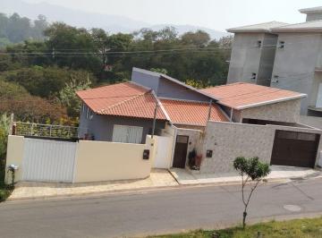 Casa de 2 quartos, Extrema · Casa com 2 quartos, 200 m² de terreno à venda no Centro