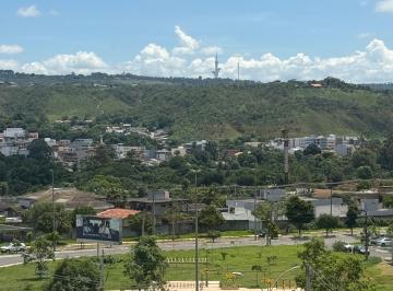 Apartamento de 3 quartos, Brasília · Cobertura Linear Única em Brasília | 248 m² | Entrada Privativa | Piscina | 3 Suítes | Lago Norte