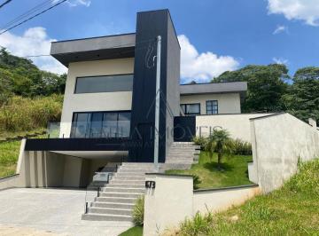 Casa · 286m² · 3 Quartos · 6 Vagas · Residência Contemporânea de Alto Padrão – Condomínio Reserva Santa Anna