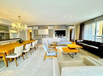 Apartamento · 273m² · 4 Quartos · 5 Vagas · Apartamento amplo na Vila Olímpia, próximo ao Itaim Bibi, 4 suítes, 273 m² e 5 vagas.