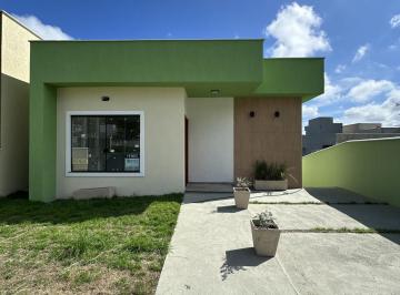 Casa · 86m² · 2 Quartos · 1 Vaga · Casa com 2 dormitórios à venda, 216m² por R$ 465.000 - Cond. Vitória dos Anjos 2