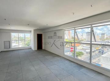 Comercial · 52m² · 2 Vagas · Oportunidade - Sala Comercial - 811 Executive Offices - Jardim São Dimas - 52m².