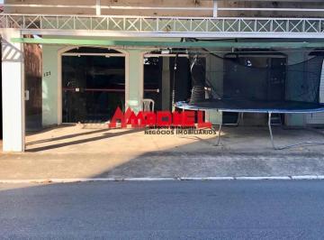 Casa · 411m² · 5 Quartos · 4 Vagas · Sobrado no Jardim América com Salão Comercial, Zoneamento CL e Excelente Potencial de Negócio