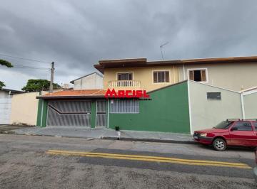 Casa · 210m² · 3 Quartos · 4 Vagas · Maravilhosa casa pronta para morar no Jardim America!