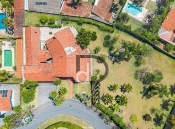 a122b5ea2a72513ecc4b06a29696a2779b4a5bbc · Casa com 4 quartos à venda, 482 m² por R$ 2.350.000 - Condomínio Marambaia - Vinhedo/SP