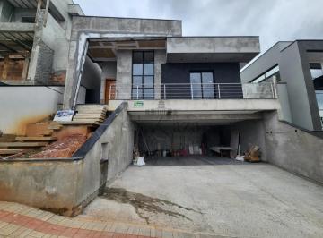 Casa · 252m² · 3 Quartos · 3 Vagas · Oportunidade - Casa em Condomínio - Residencial Mantiqueira - 3 Dormitórios - 179m².