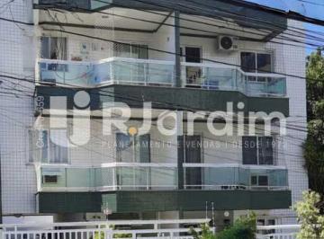Apartamento · 68m² · 2 Quartos · 1 Vaga · Apartamento 2 Quartos com Vaga | Próximo ao Carioca Shopping e Metrô