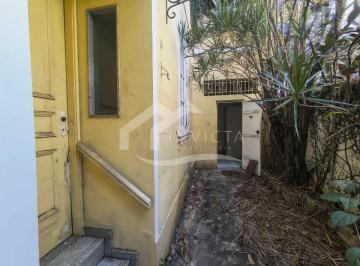 Casa · 126m² · 5 Quartos · Um duplex para quem enxerga além do presente e quer construir um espaço único.