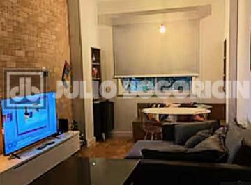 Apartamento · 68m² · 2 Quartos · Maravilhoso Apartamento No Posto 4 Próximo À Praia.
