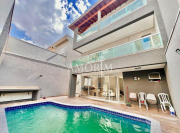 Casa de 3 quartos, Cajamar · Casa ampla e com planejados para locação no Portal dos Ipês em Cajamar 3 quartos 1 suíte piscina