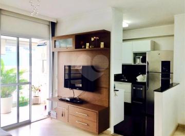 Living · Imoveis - no Parque Colonial