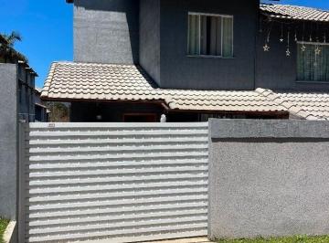 Casa · 90m² · 3 Quartos · 1 Vaga · Casa com 3 dormitórios à venda, 90 m² por R$ 495.000 - Cascata do Imbuí - Teresópolis/RJ