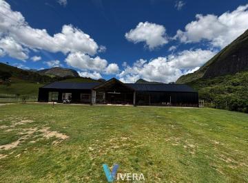 Rural · 90000m² · 2 Quartos · Fazenda à venda no bairro Colônia Alpina - Teresópolis/RJ