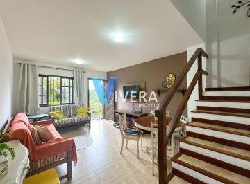 Casa · 71m² · 3 Quartos · 1 Vaga · Casa com 3 dormitórios à venda, 71 m² por R$ 450.000,00 - Iucas - Teresópolis/RJ