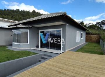 Casa · 101m² · 3 Quartos · 1 Vaga · Casa com 3 dormitórios à venda, 101 m² por R$ 695.000,00 - Albuquerque - Teresópolis/RJ