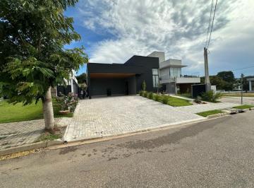 Casa de 3 quartos, Salto · Casa com e 3 quartos à venda em Portal dos Bandeirantes salto SP