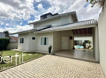 Foto 01 · Casa à venda em Joinville-SC, bairro Iririú, 2 quartos, 1 suíte, 3 salas, 3 banheiros, 3 vagas de ga