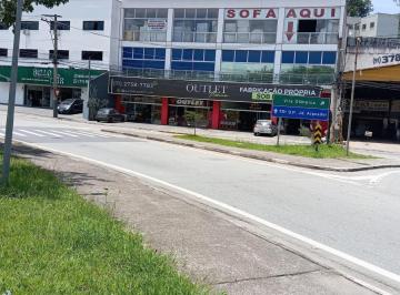 Comercial · 1700m² · 4 Quartos · 10 Vagas · 2 Galpões de 500 metros cada, 1 loja comercial de 500 metros e 4 apartamento.