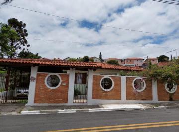 Casa · 250m² · 3 Quartos · 5 Vagas · Casa térrea ótima localização, 3 dormitórios 2 suítes