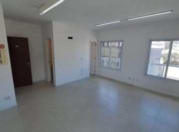 Comercial de 1 quarto, São Paulo · Comercial com 1 sala e 2 banheiros de 33 m² para aluguel em Perdizes
